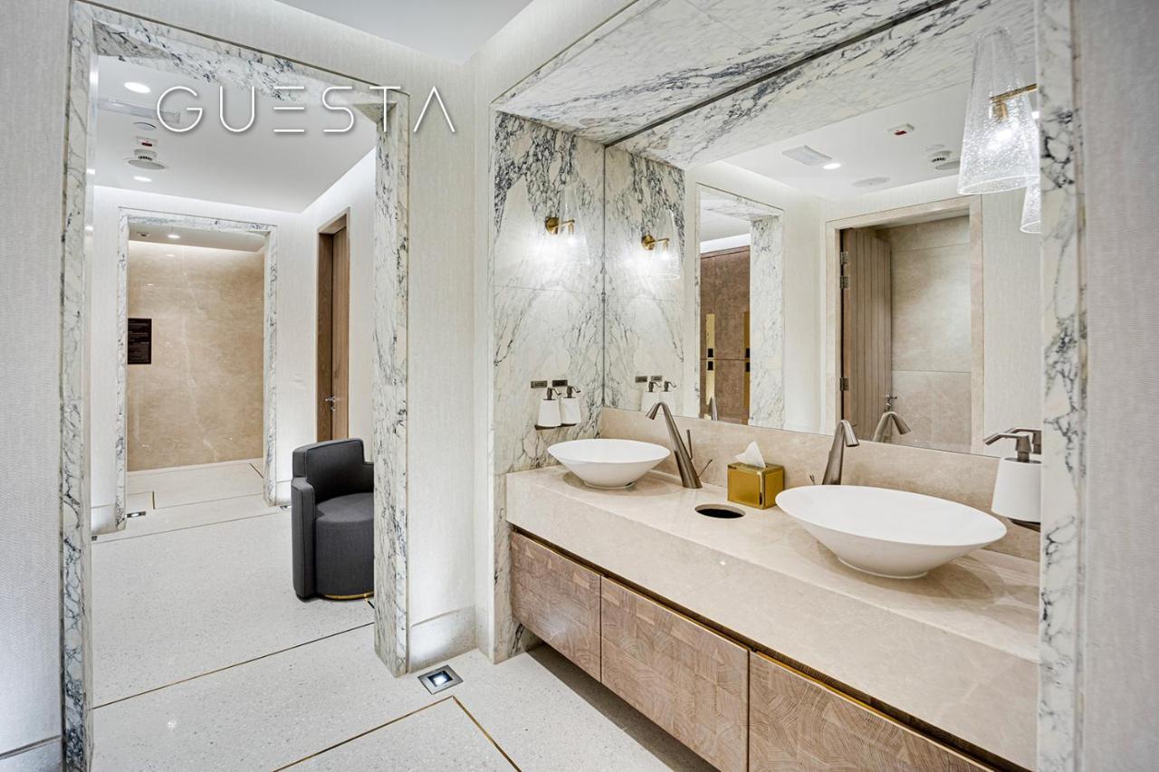 The Palm Tower, Nakheel Mall, Palm Jumeirah Dubaj Zewnętrze zdjęcie